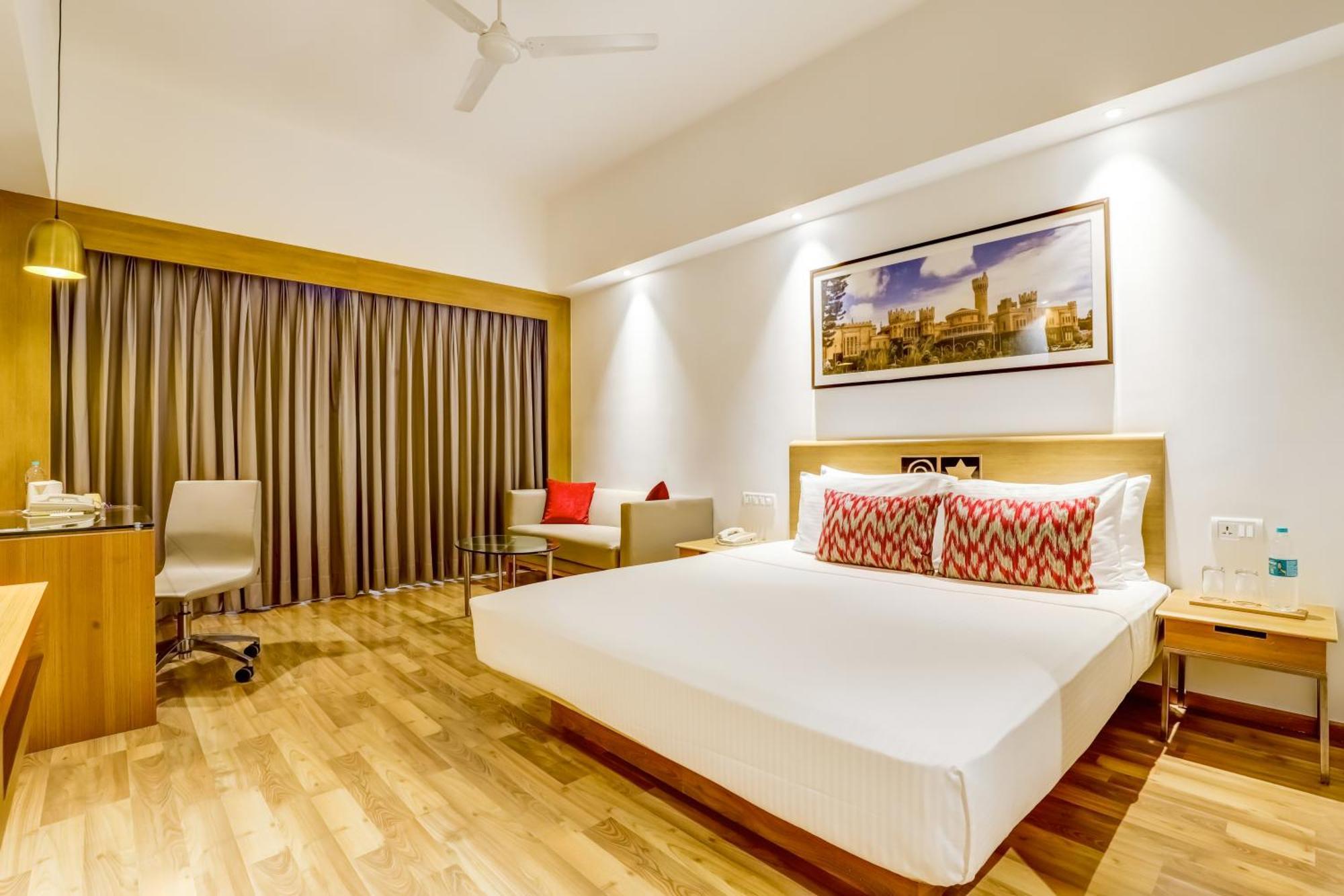 Lemon Tree Hotel Electronics City Bengaluru Kültér fotó