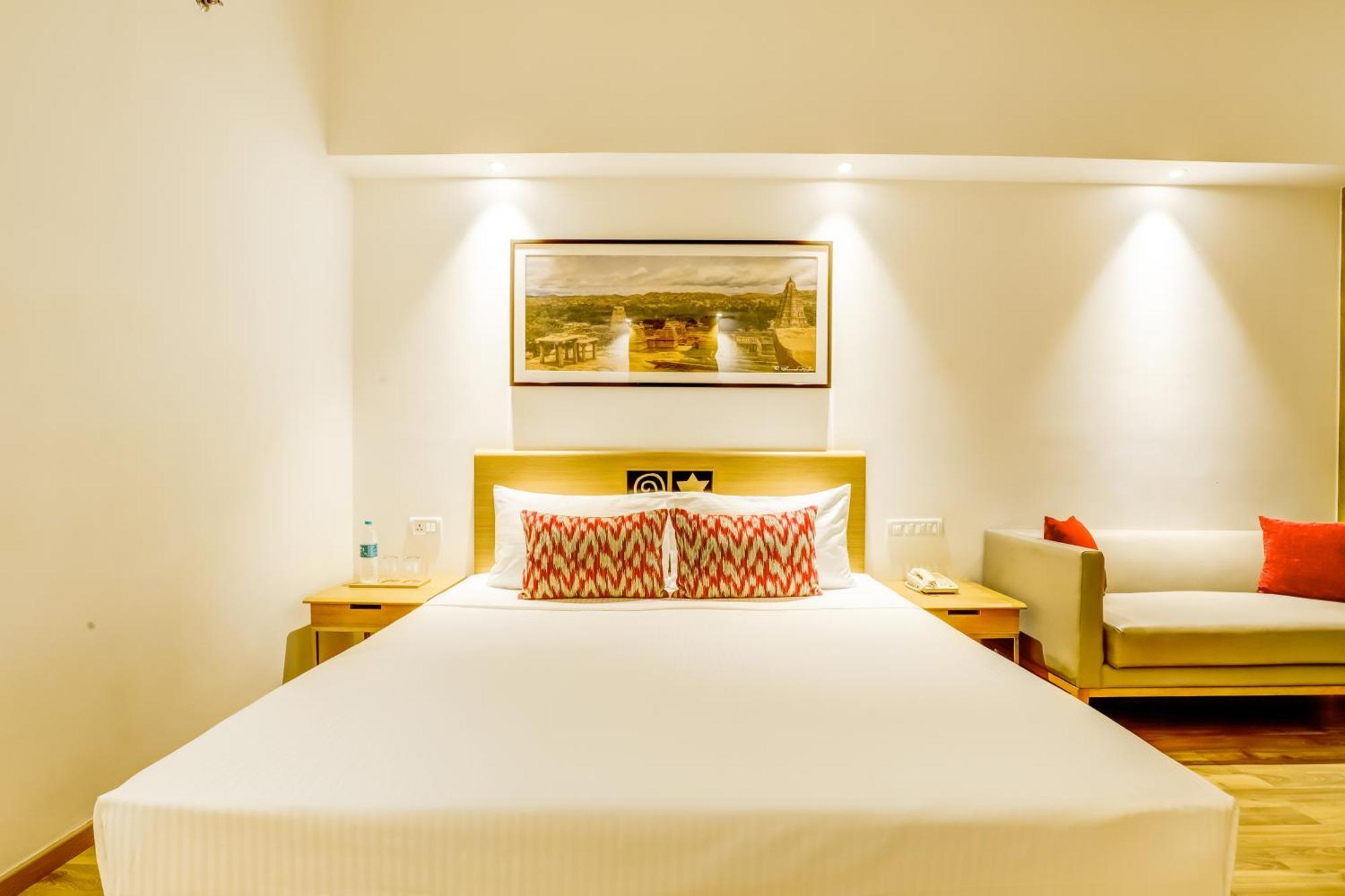 Lemon Tree Hotel Electronics City Bengaluru Kültér fotó