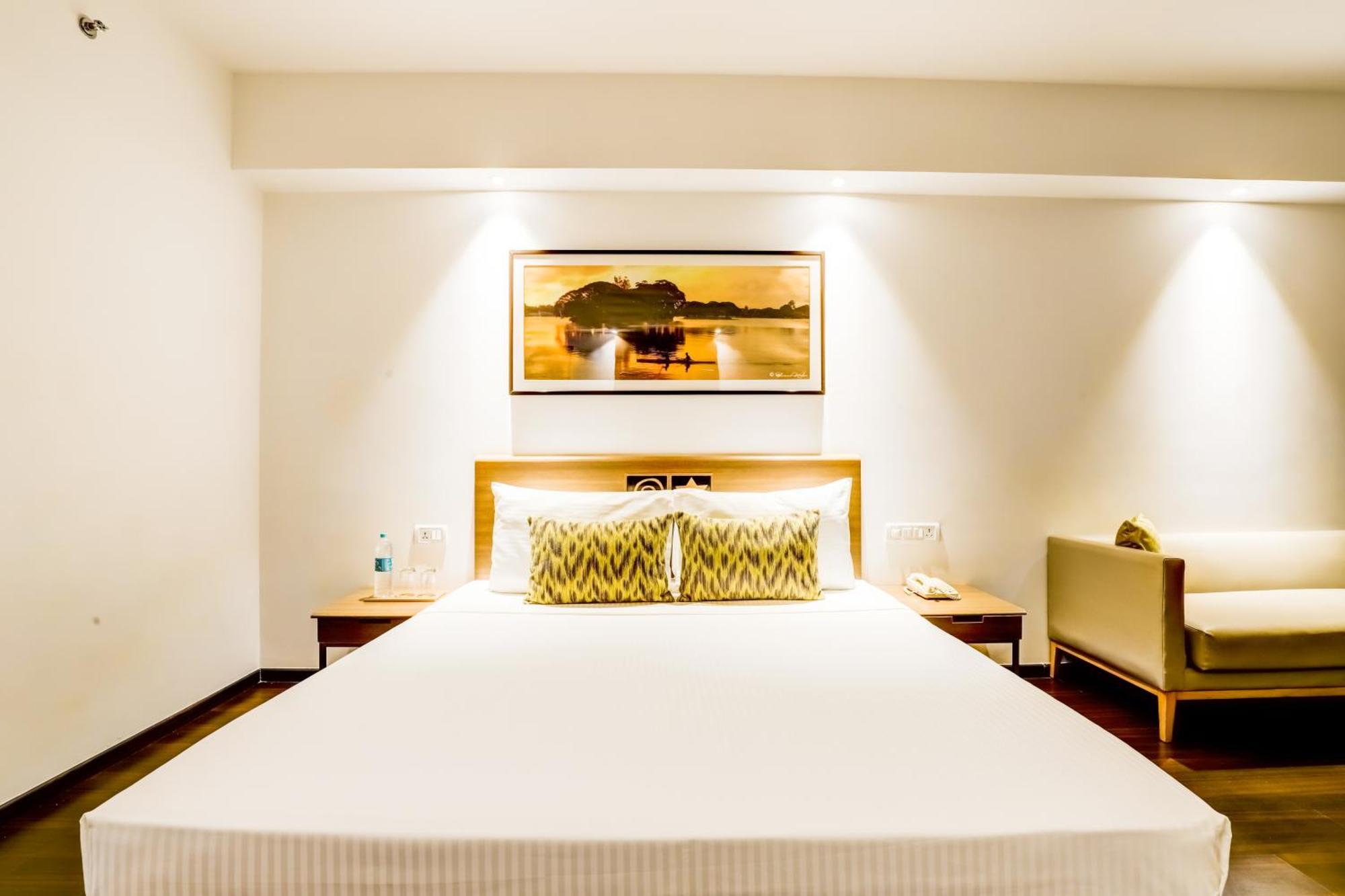 Lemon Tree Hotel Electronics City Bengaluru Kültér fotó
